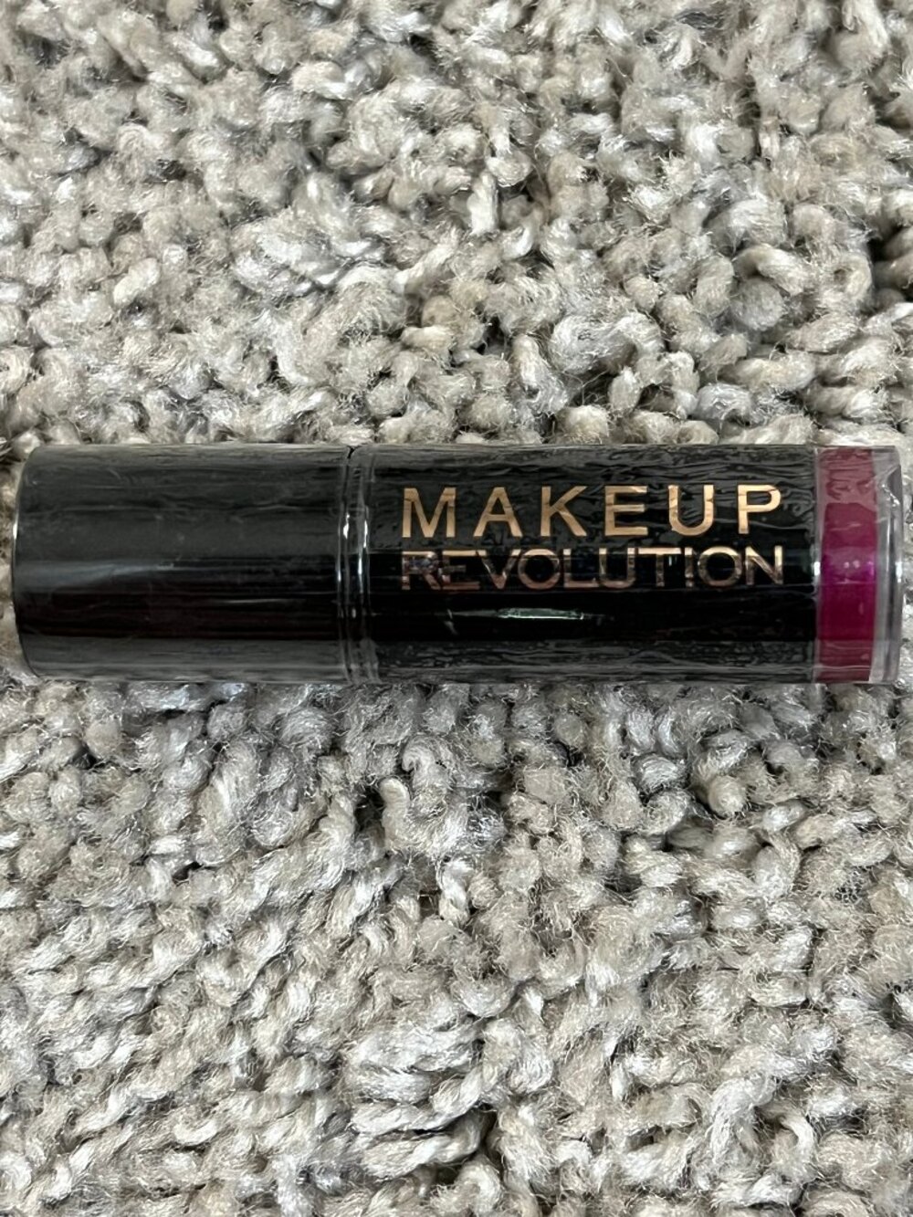 Makeup Revolution Lipstick Rebel With Cause